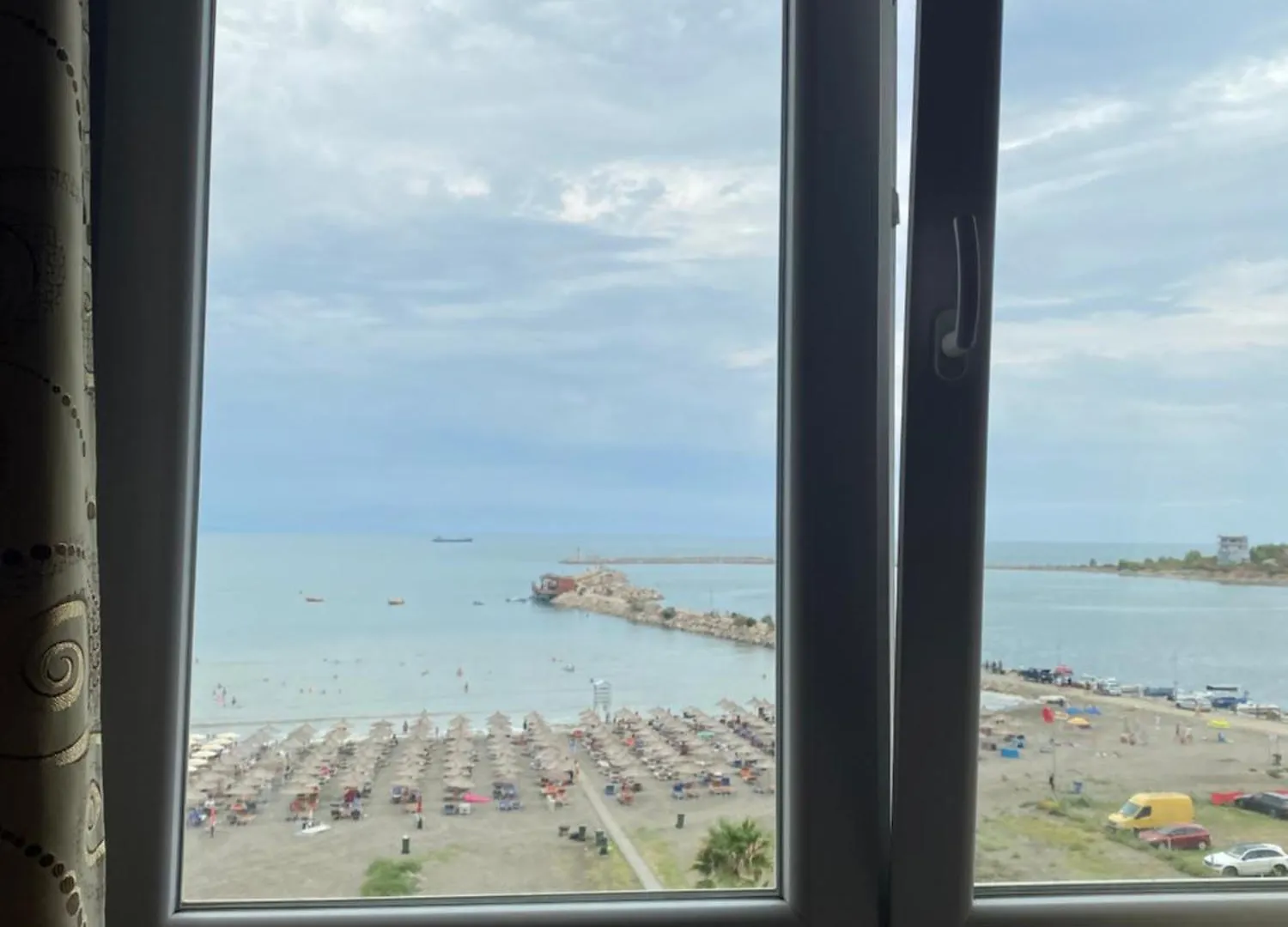 Seaside Apartment In Shëngjin